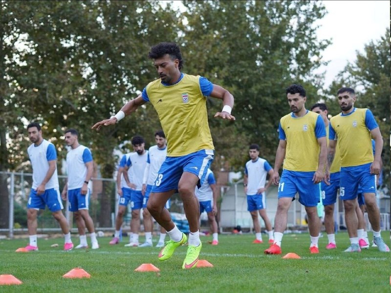 🔸 Serious training of national football players with a focus on tactical work