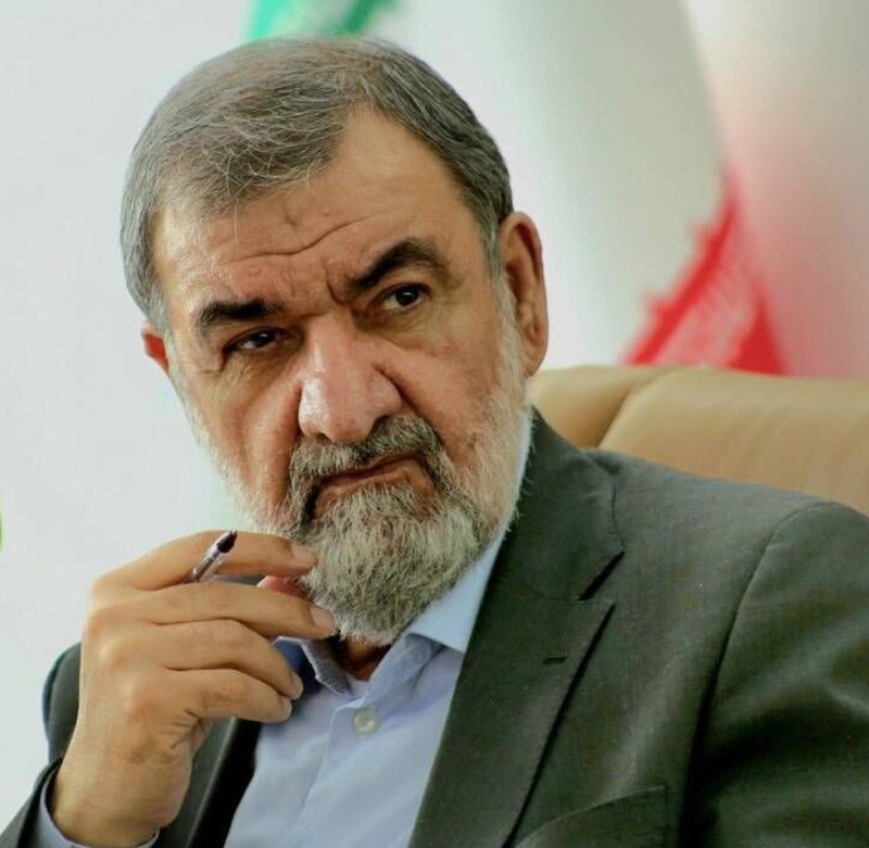 روزنامه وطن امروز: 🔻 محسن رضایی: به آمریکا بی‌اعتمادیم و باید رفتارش را تغییر دهد🔹 دبیر شورای عالی امنیت ملی در دیدار با فرمانده ارتش پاکست
