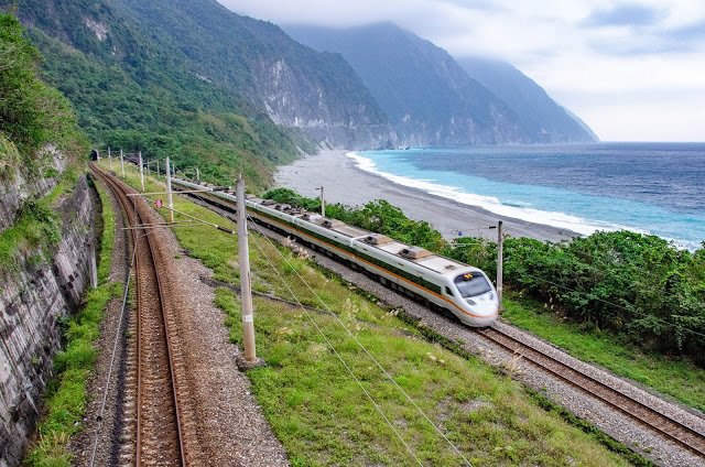 蘇花公路清水斷崖 私房火車攝影秘境(台9線「164.4K」，原「177.8K」處)