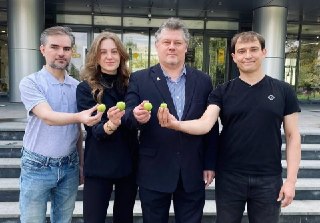 Верховный суд Татарстана снял с выборов кандидата в Госдуму от «Яблока» — из-за иностранных акций, которые он не может продать из-за санкций Верховный суд Татарстана удовлетворил иск территориального избиркома по Набережно-Челнинскому округу № 34 об отмене