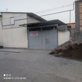 Продаетса 3 сотки 4 ком участок