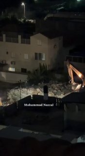 הריסות ביתו של הפלסטיני נעים אבו שהאב, לאחר שנהרס על ידי כוחות ישראל בשכונת אלנקאר בעיר קלקיליה.
