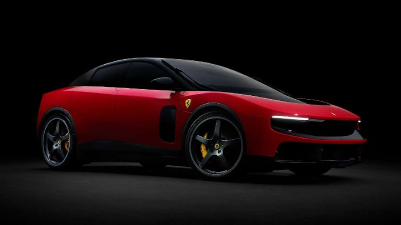 Ferrari уже после дебюта Luce решила менять курс: коммерческого директора отправ