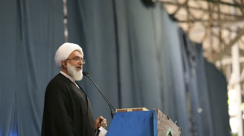 خبرگزاری حوزه: 🔹 خطیب جمعه تهران: دولت باید صدای رسای عزت و اقتدار ملت ایران در برابر استکبار باشد راهی جز زیست عفیفانه برای صیانت از خ