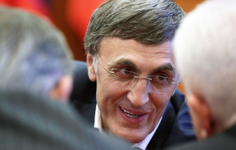 Суд удовлетворил иск Генпрокуратуры РФ к бывшему депутату Госдумы Магомеду Гаджиеву (признан в РФ иноагентом) и его родственникам о признании их участн фото