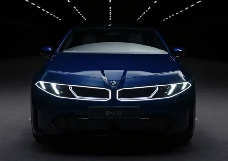 В сеть раньше времени утекла новая BMW i3 — серийную электрическую «тройку» показали ещё до официаль 3