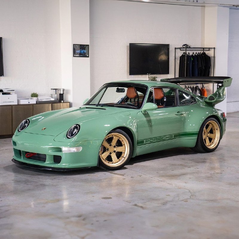 Porsche 993 EVO-21 “Greenwich”