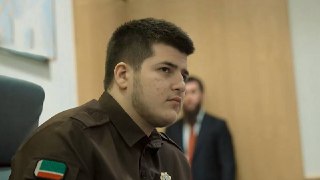 Адам Кадыров, 18-летний сын Рамзана Кадырова, попал в ДТП, утверждает оппозиционный чеченский телеграм-канал NIYSO:«По нашей информации, кортеж, как обычно, передвигался на большой скорости, машина за машиной, когда внезапно встретил помеху. В результате м