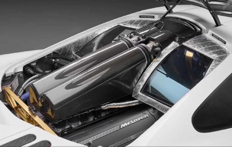 McLaren F1 продан за рекордные $25,3 млн 2