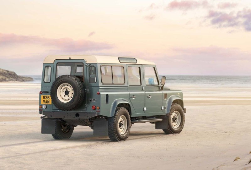 Классический Land Rover Defender вернулся на рынок 4