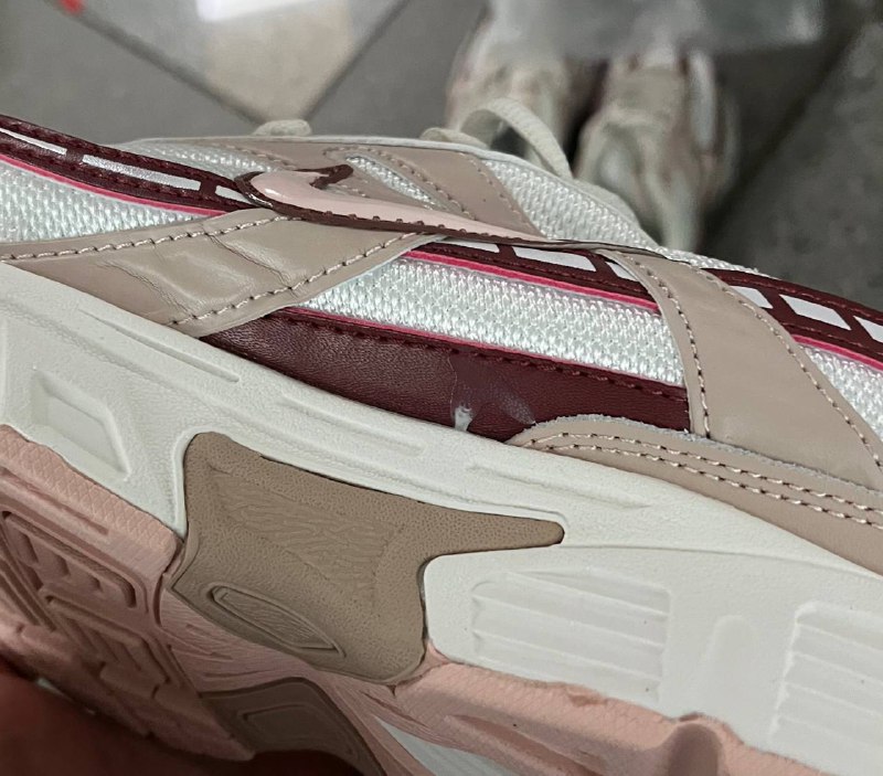 Nike Nike Initiator Beige Bordo Pink