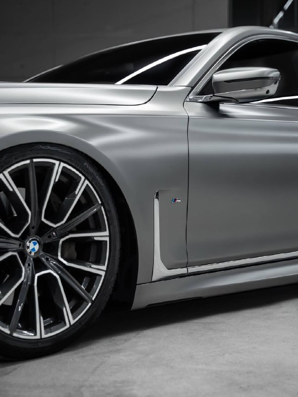 BMW 7series 2