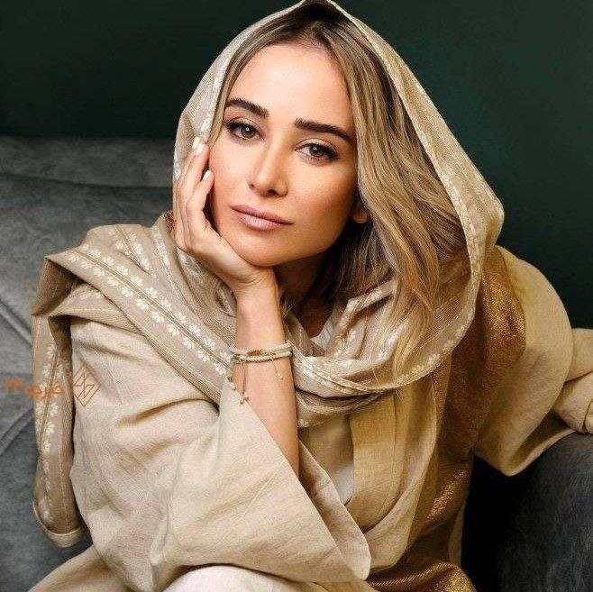 [💉 آمپول بازی💦 ]: 🔞 نود های لو رفته الناز حبیبی پشم ریزونه عکساش لو رفته و احتمالاً دیگه نزارن فیلمی بازی کنه : 🔥#مشاهده‌عکس#مشاهده‌عکس