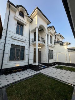 Продаётся Евро-дом в Мирзо Улугбекском районе, Циалковского
