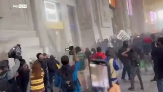 הפגנות פרצו באיטליה כאשר ראש הממשלה מלוני דוחה את ההכרה בפלסטין ראש ממשלת איטליה, ג'ורג'יה מלוני, דחתה את ה…