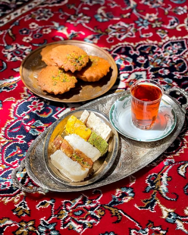 آرامش با 💐|RangiRangi: بعضی افکار اومدن چایی بخورن و برنتو چرا سند خونه به نامشون میزنی؟👌🏻☕️#حرف_حساب #چای 🆔@RangiRangitel 🍭