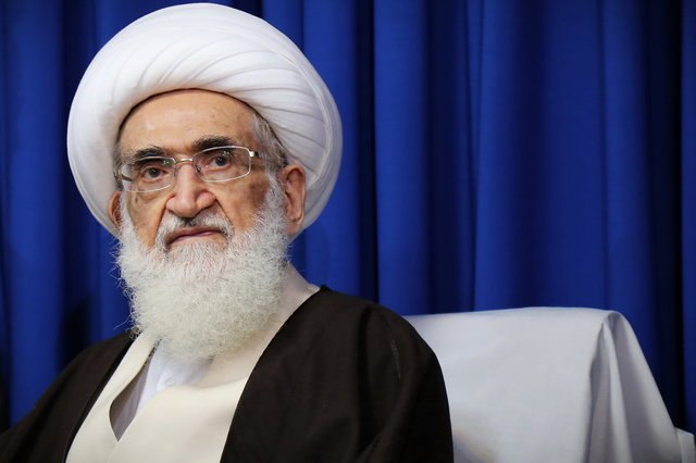 روزنامه ایران: ⭕ آیتالله نوری همدانی: اتحاد و انسجام؛ نیاز همه دولتهای اسلامی است🔹همگرایی مسلمانان و همکاری حاکمان کشورهای اسلامی، ضر