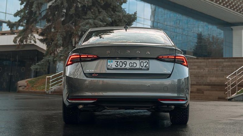 В Казахстане стартовали продажи полноприводной Škoda Octavia с мотором 204 л.с. 2