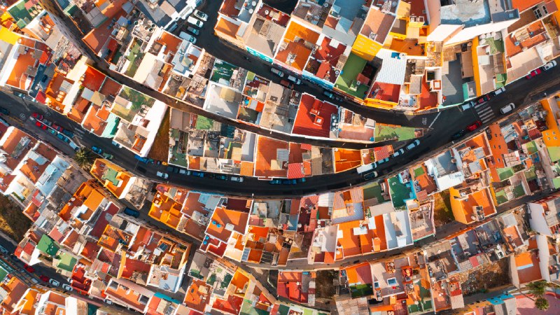 Canvas of lifeAerial view of colorful houses, Las Palmas de Gran Canaria, Spain (© Marco Bottigelli/Getty Images)