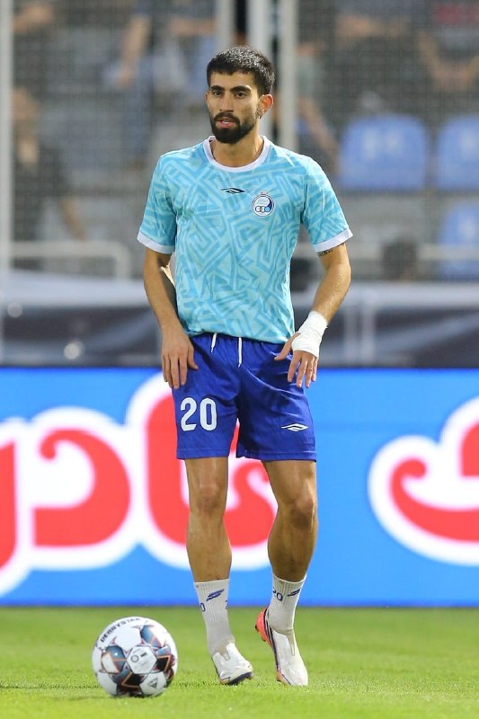 فوتبالی | Footballi.net: 📸 ⚽️تصاویری از گرم‌کردن بازیکنان استقلال پیش از مصاف با نساجی⚽️ @FootballiApp