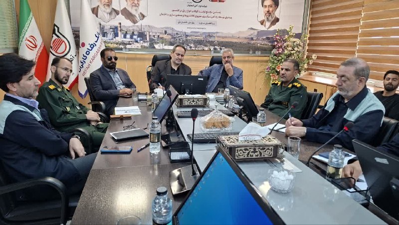 ذوب‌آهن اصفهان: 🔰بهره گیری از روش های نوین و اختصاص اعتبار در جهت تأمین پایدار انرژي و مواد اولیه📍جلسه هم اندیشی هیئت اندیشه ورز حوزه مق