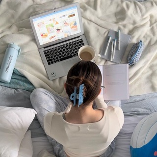 Telegram profile photo for Отличница
