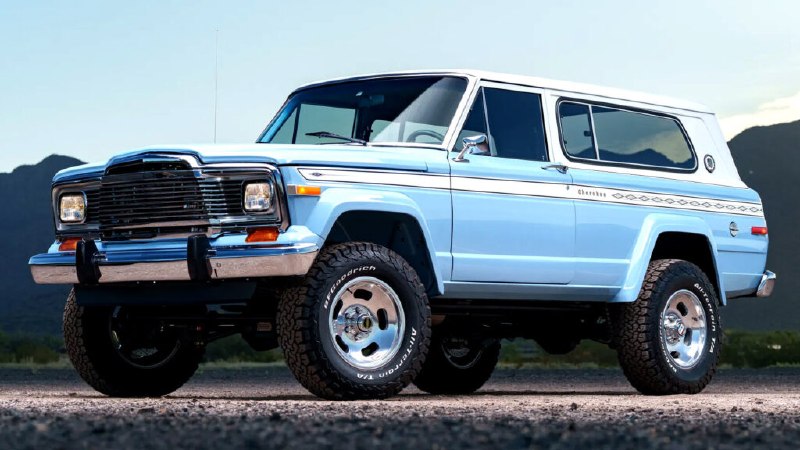 Выглядит как обычный 1979 Jeep Cherokee Chief — пока не увидишь, что под капотом