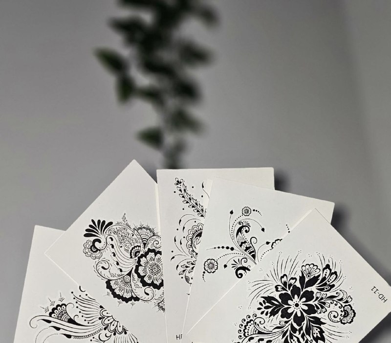 Henna tattoo stickers prevent water from reaching the skin. It is, therefore, a must to remove them before making wuḍū. Sisters are advised to stick with the original Henna dye, as it does not affect 