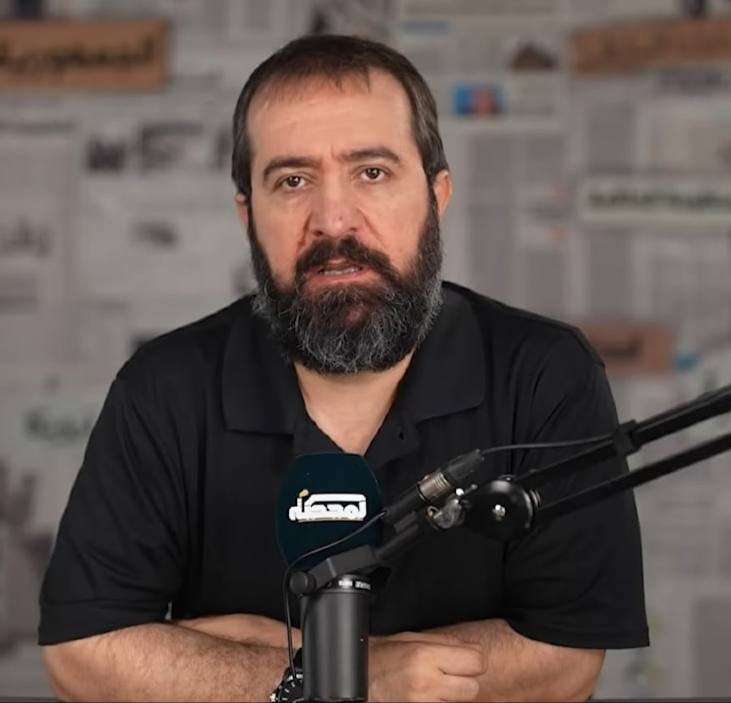 העיתונאי חסן אלק: השופט אחמד רמי אל-חאג' הוציא הוראה ל"אגף המידע" לעצור אותי בשם "זימון"... ובכן, אחמד רמי…