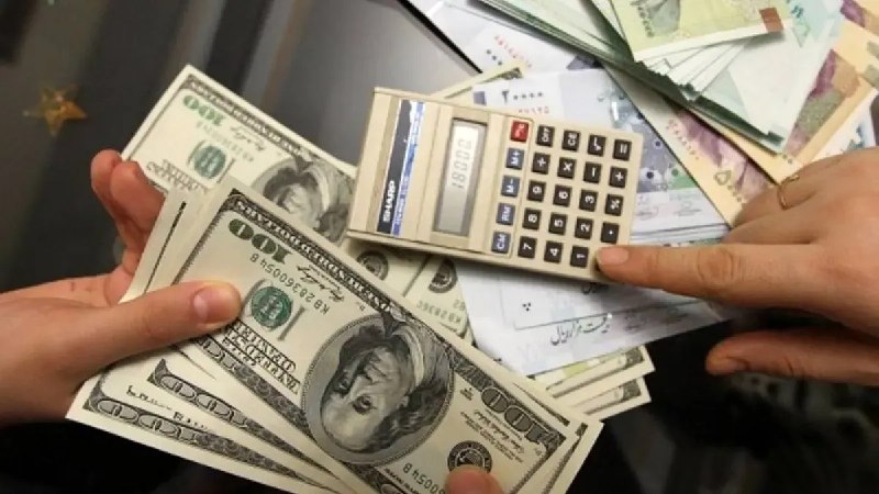پایگاه خبری گسترش نیوز: 🔔 قیمت دلار آزاد امروز دوشنبه ۲۶ مرداد ۱۴۰۵🔹 قیمت دلار در بازار آزاد امروز دوشنبه ۲۶ مرداد ۱۴۰۵ در حالی معاملات را از مح