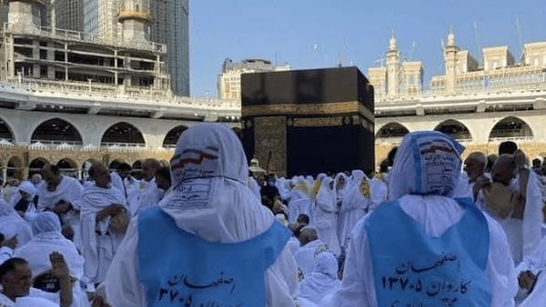 عقیق: 🔻سفر عمره از اواخر شهریور آغاز می‌شوددر دوره‌ گذشته روزانه بیش از هزار و ۳۰۰ زائر ایرانی راهی عمره می‌شدند، حالا پس از ۶