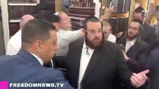 "אתה האנטישמי הגדול ביותר. עם ישראל חי"