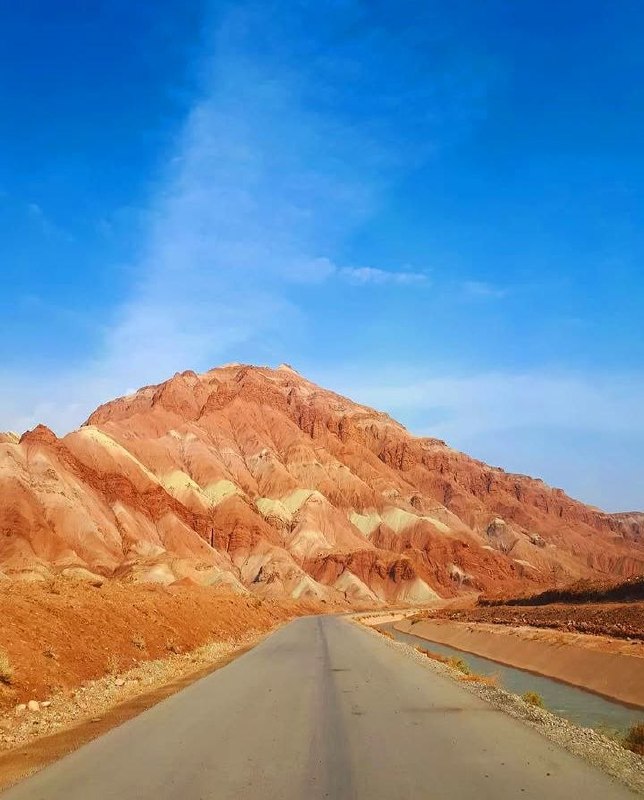 تاریخ و فرهنگ سمنان: کوههای رنگی در مسیر جاده گرمسار -سیمین دشت @semnan_history_and_culture