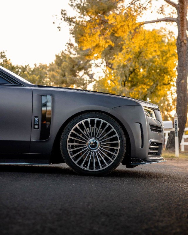 Mansory Rolls Royce Ghost 2