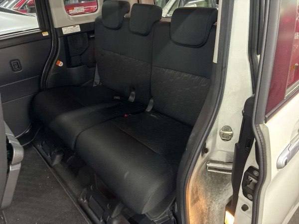 Toyota Roomy 2019 фото 8