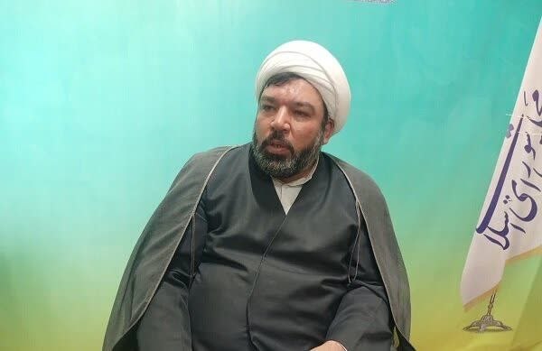 💥 خبر فوری ساوه 💥: 🔻در نشست حجت الاسلام دکتر سبزی نماینده مردم ساوه و زرندیه با خبرنگاران و مدیران رسانه مطرح شد:🔹انتقال آب کوچری و پساب، ر