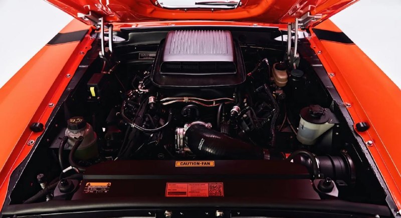 Классический Ford Mustang 1970 года вернулся с современным V8 4