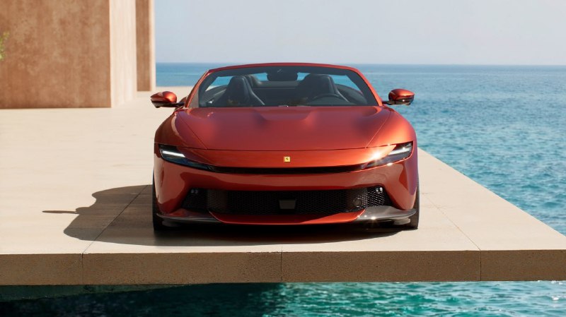 Ferrari показала открытую версию своей самой доступной модели — Amalfi Spider. Родстер получил мягку 2