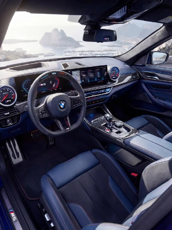 BMW M5 Competition Touring 4