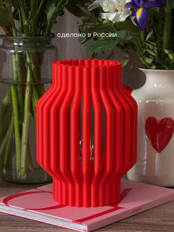 Еще одна лампа, которая попала прямо в Глубокий красный цвет, тёплый свет, напоминает китайский фонарик Создаёт атмосферу, в которой хочется задерж... - изображение 2 - telegram, view, еще