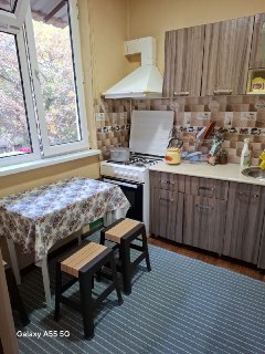 Срочно сдаю 2комнатную квартиру .Мирзо Улугбекский район Феруза