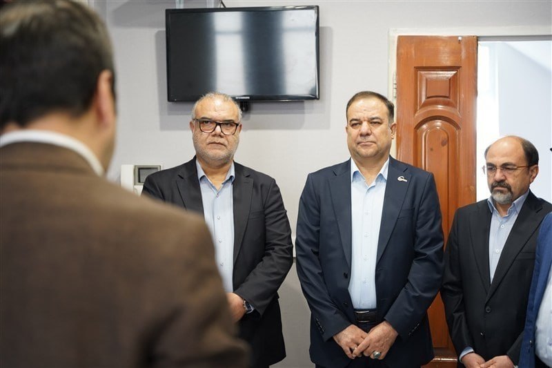 לאסטגלל יש כעת מנכ"ל; מטאדן התחיל את יום העבודה הראשון שלו בבניין המועדון מוסטפה מוטדין, המנכ"ל החדש של אסט…