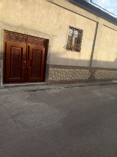 Дом в Алмазарском районе. Олмазор туманида сотиладиган ховли. Чигатой