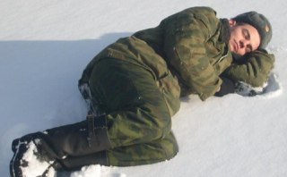 На Урале разоблачили ОПГ, вербовавшую бездомных на спецоперацию против Украины ради присвоения выплатСиловики в Челябинской и Свердловской областях арестовали семерых членов этнической преступной группировки — их подозревают в организации схемы отправки на