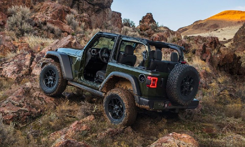 Jeep Wrangler 4