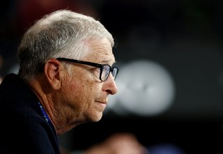 比尔·盖茨在埃普斯坦案调查期间取消出席印度人工智能峰会Bill Gates cancels appearance at India AI summit amid Epstein scrutiny (www.reuters.com)04:43via Buzzing