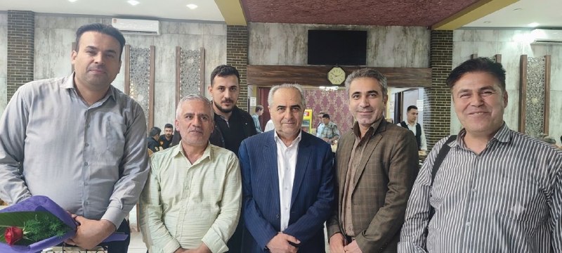 🇮🇷 گونئی خبرلری: گزارش تصویری | نشست صمیمی استاندار آذربایجان شرقی با اصحاب رسانهدعوت و حضور آقایان جعفر بادامچی ( هفته نامه گونئی خبر ) 