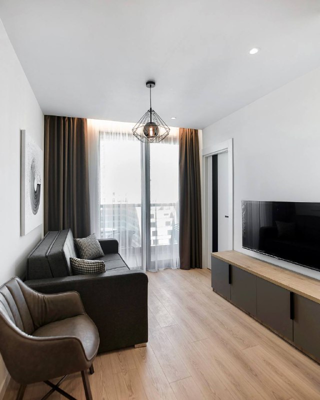 1+1, вид на море 🌊 и парк 🌴
До моря 100 метров — фото 1