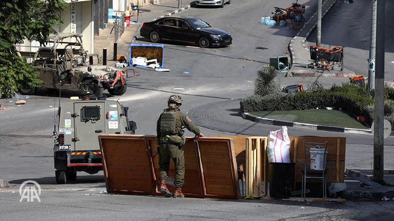 סגירות צה"ל בחברון, דרומית לגדה המערבית , שללו השבוע מכ-80,000 תלמידים חינוך ישיר. משרד החינוך הפלסטיני דיו…