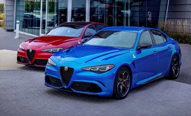 Alfa Romeo снимет с производства «горячие» Giulia и Stelvio QuadrifoglioВ США и